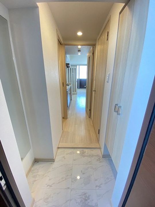 兵庫県西宮市宮前町(マンション)の賃貸物件の玄関