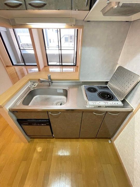 福岡県福岡市中央区清川1丁目(マンション)の賃貸物件のキッチン