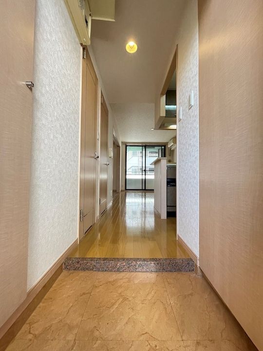 福岡県福岡市中央区清川1丁目(マンション)の賃貸物件の玄関