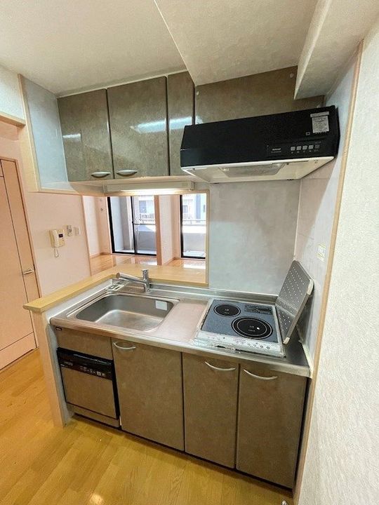 福岡県福岡市中央区清川1丁目(マンション)の賃貸物件のキッチン