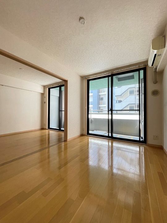 福岡県福岡市中央区清川1丁目(マンション)の賃貸物件の居間