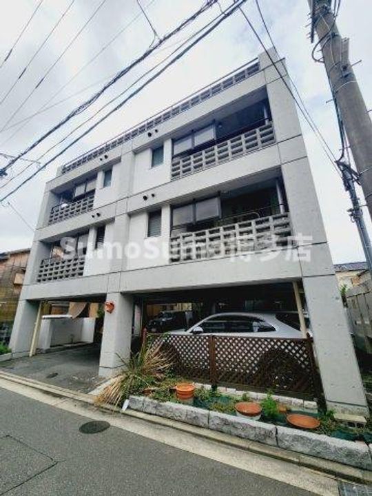 エオリアーナの外観