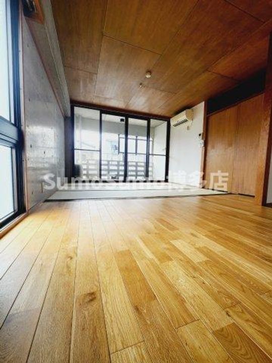 エオリアーナの居間