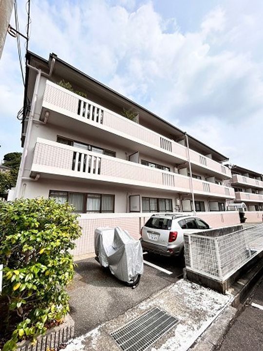 兵庫県西宮市六軒町(マンション)の賃貸物件の外観