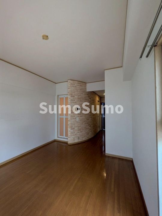 福岡県福岡市中央区清川2丁目(マンション)の賃貸物件の居間