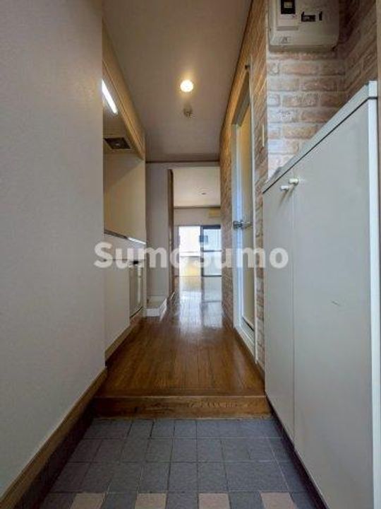 ルネス・ロワール天神サウスの玄関