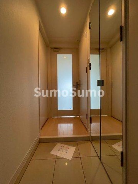 エステムプラザ福岡県庁前ネオシスの玄関