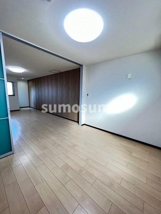 フジパレス園田Ⅱ番館の居間