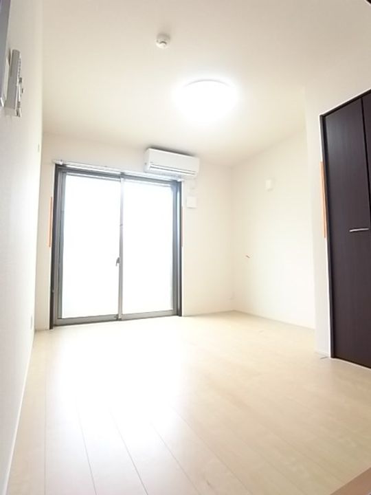 兵庫県尼崎市西立花町2丁目(アパート)の賃貸物件の寝室