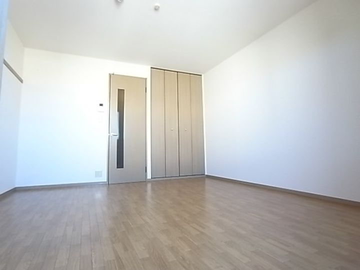 兵庫県神戸市東灘区本庄町1丁目(アパート)の賃貸物件の居間