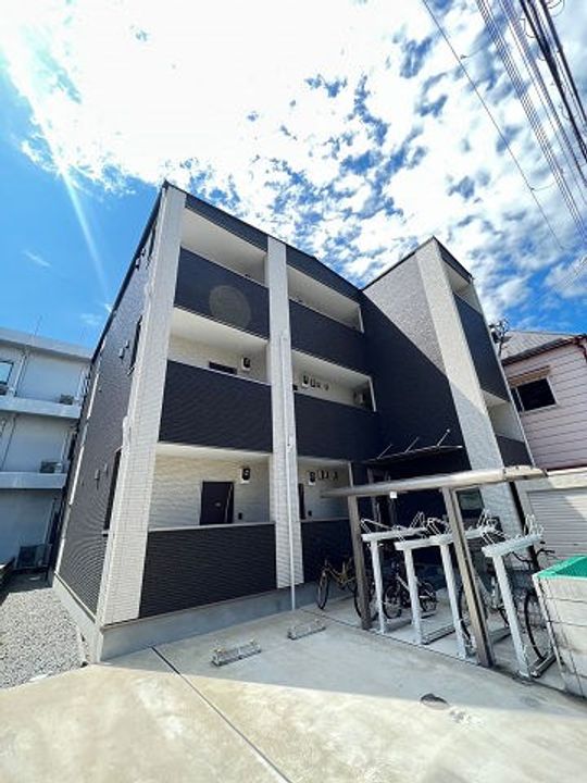 兵庫県尼崎市道意町3丁目(アパート)の賃貸物件の外観