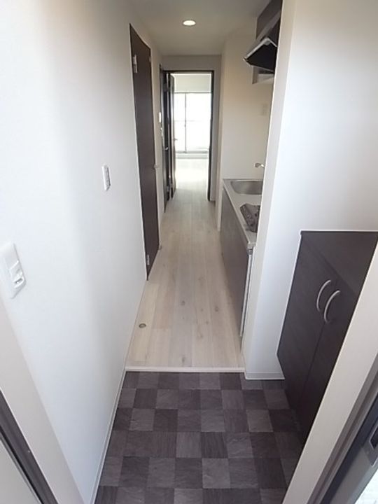 兵庫県尼崎市道意町3丁目(アパート)の賃貸物件の玄関