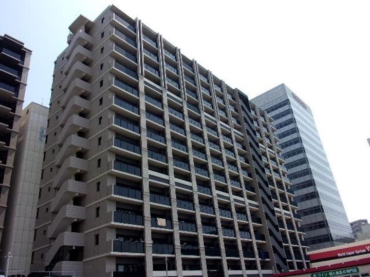 ドゥーエ赤坂の外観