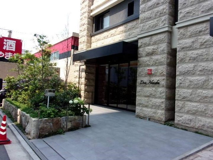 ドゥーエ赤坂の外観