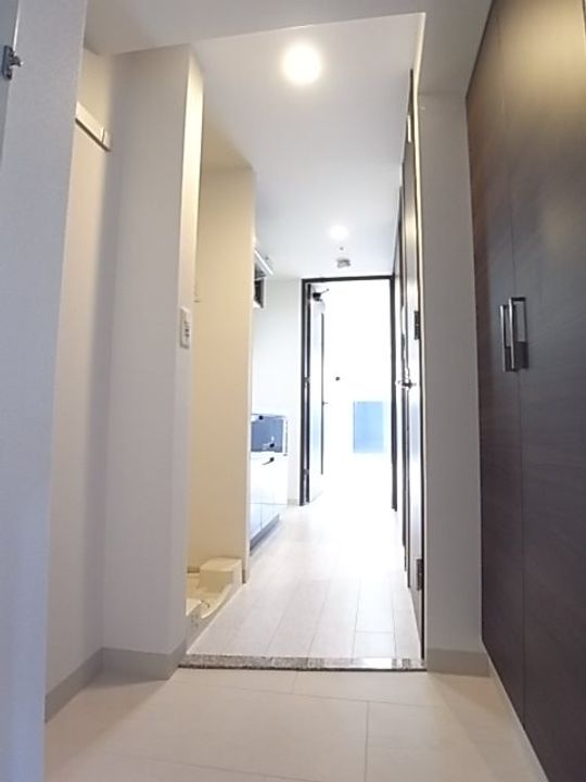 兵庫県神戸市中央区宮本通7丁目(マンション)の賃貸物件の玄関