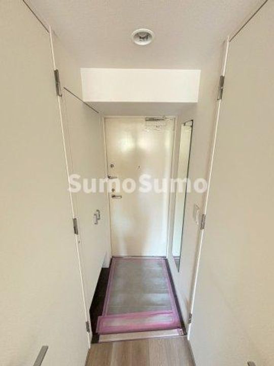 セレニテ夕陽丘エクラの玄関