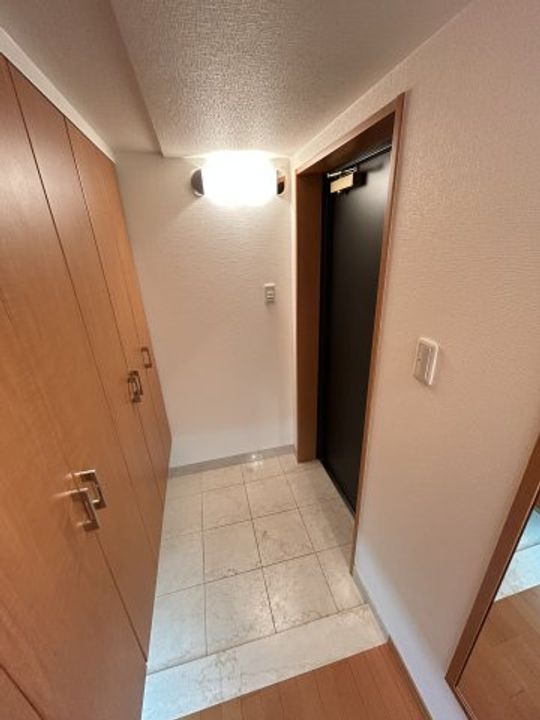 大阪府大阪市中央区南久宝寺町4丁目(マンション)の賃貸物件の玄関