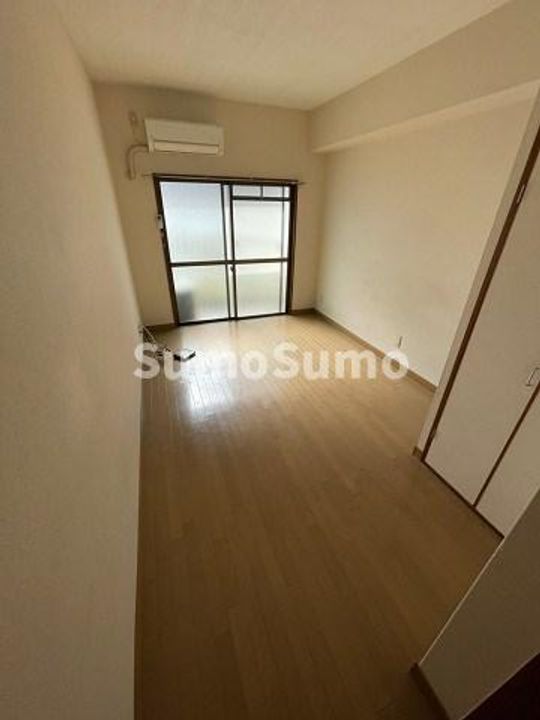 兵庫県西宮市高木西町(マンション)の賃貸物件の居間