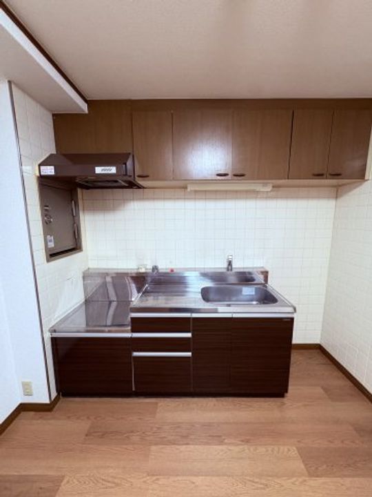 兵庫県神戸市兵庫区荒田町3丁目(マンション)の賃貸物件のキッチン