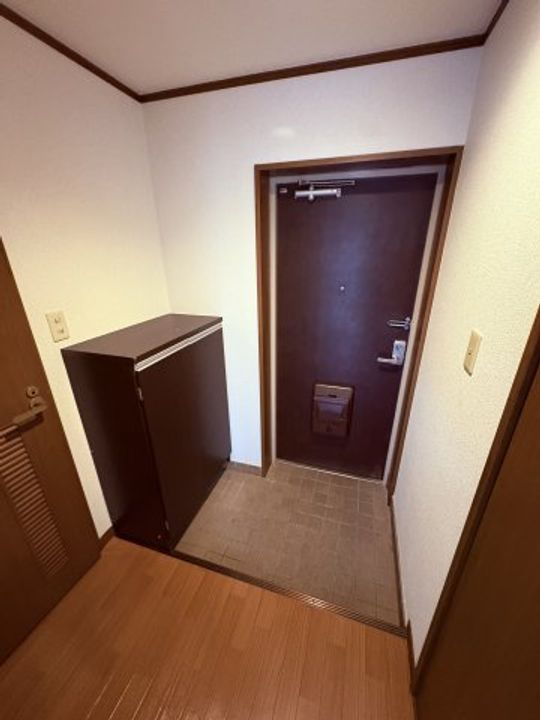 兵庫県神戸市兵庫区荒田町3丁目(マンション)の賃貸物件の玄関