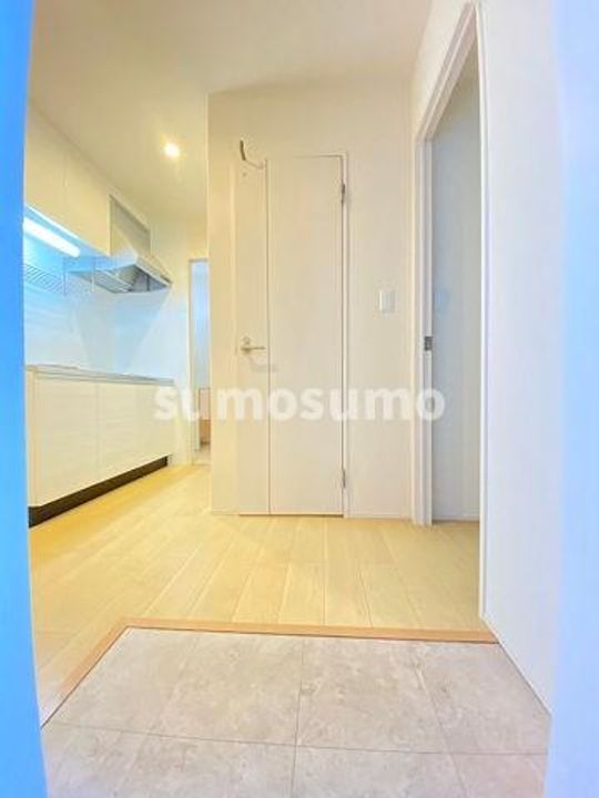 兵庫県尼崎市南塚口町8丁目(アパート)の賃貸物件の玄関