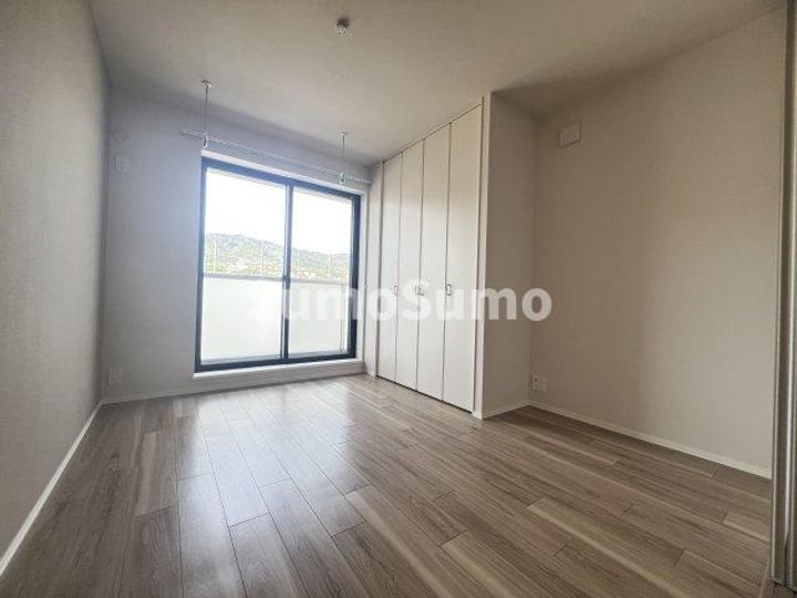 ホワイトメゾン御影の寝室