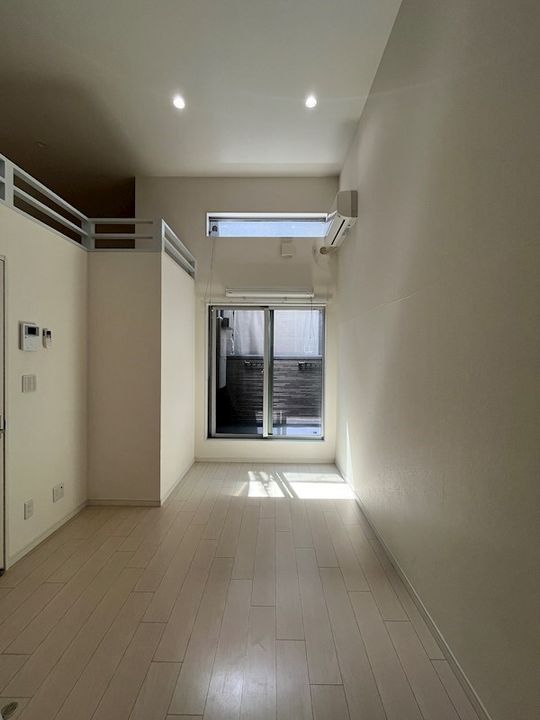 兵庫県神戸市長田区野田町9丁目(アパート)の賃貸物件の居間