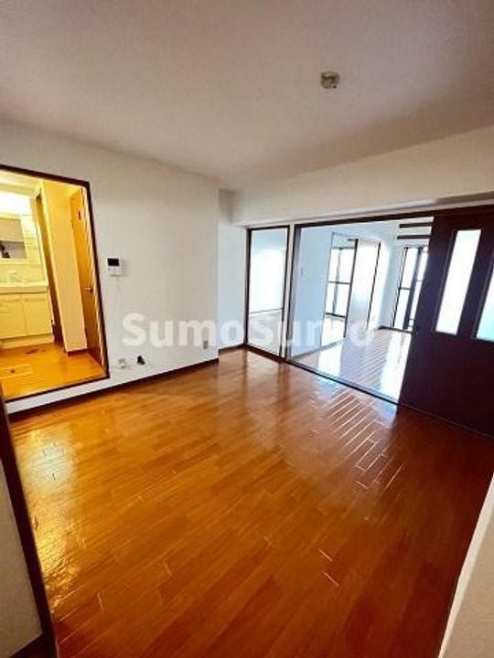 アルファの居間