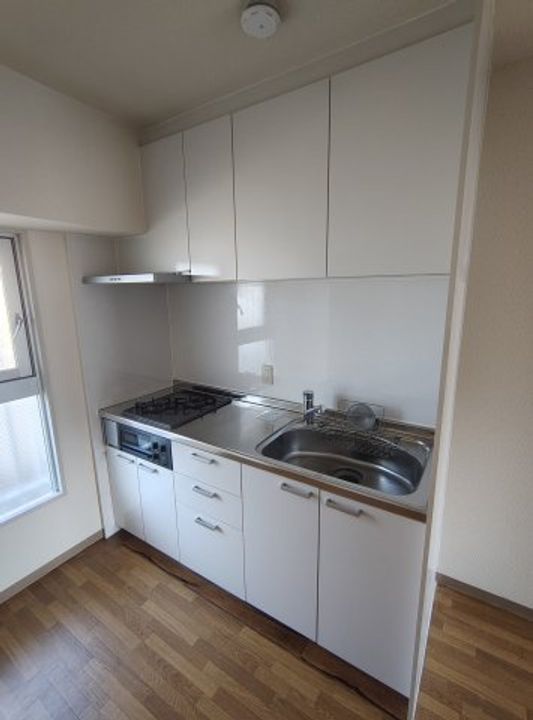 兵庫県神戸市灘区岩屋北町5丁目(マンション)の賃貸物件のキッチン