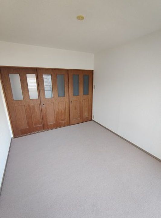 兵庫県神戸市灘区岩屋北町5丁目(マンション)の賃貸物件の寝室