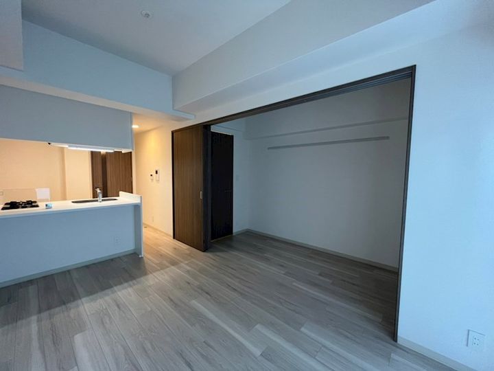 大阪府大阪市浪速区塩草3丁目(マンション)の賃貸物件の居間