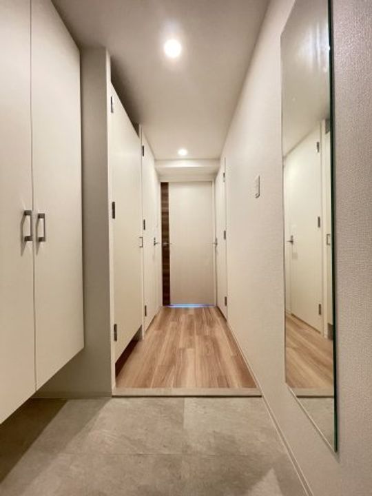 兵庫県神戸市中央区中町通4丁目(マンション)の賃貸物件の玄関