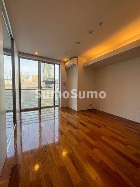 大阪府大阪市中央区平野町3丁目(マンション)の賃貸物件の居間