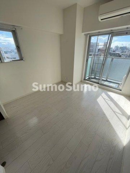 兵庫県神戸市兵庫区中道通1丁目(マンション)の賃貸物件の居間