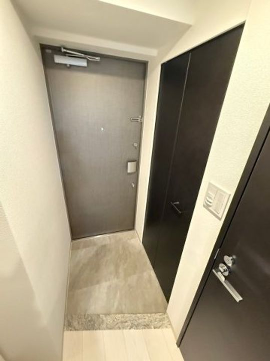 スワンズシティ神戸湊川の玄関