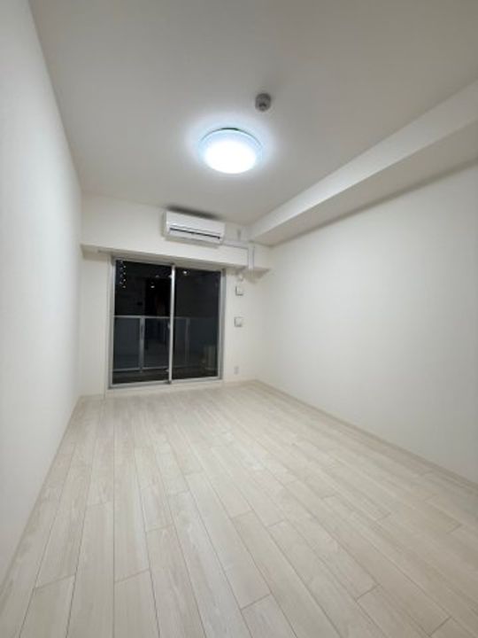 スワンズシティ神戸湊川の居間