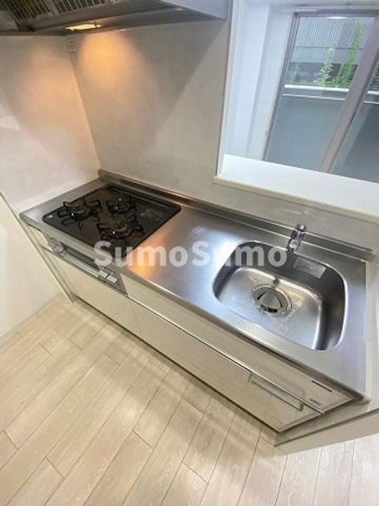 コンフォリア西宮のキッチン