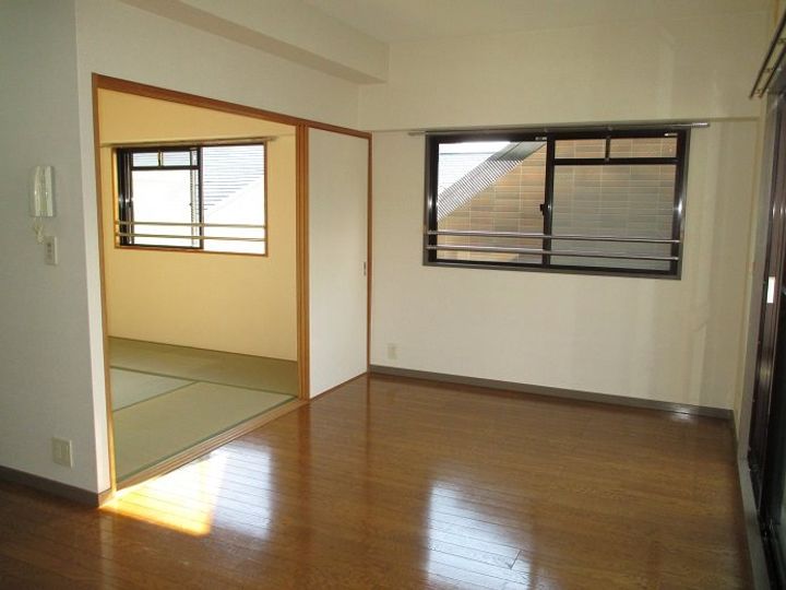 福岡県福岡市南区大楠1丁目(マンション)の賃貸物件の居間