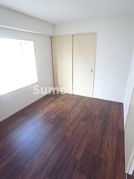 兵庫県尼崎市西難波町3丁目(アパート)の賃貸物件の居間