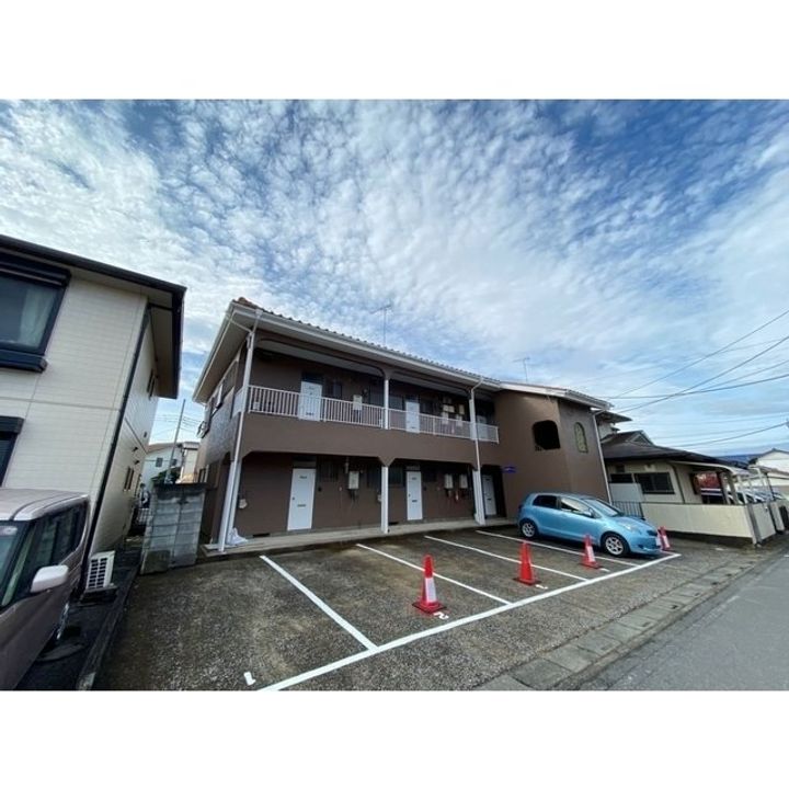 埼玉県鶴ヶ島市羽折町の賃貸アパートの外観