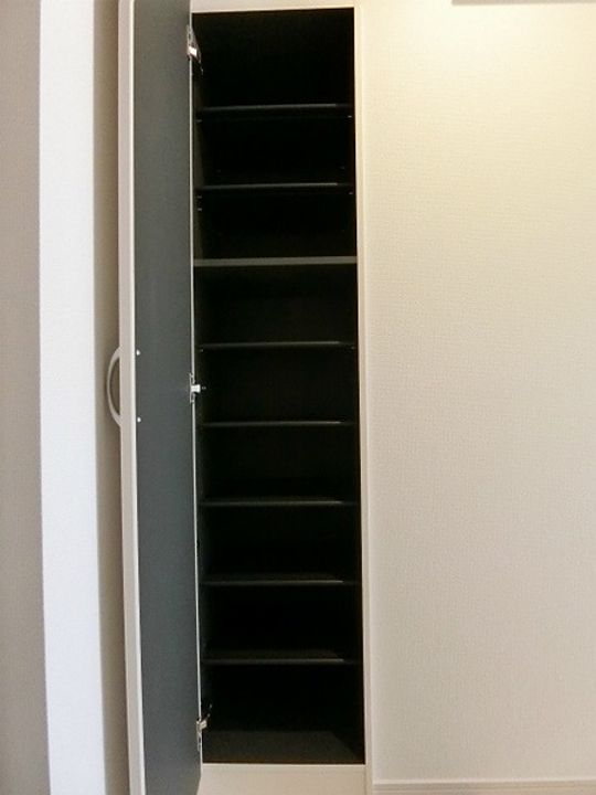 リブリ・若葉の内装