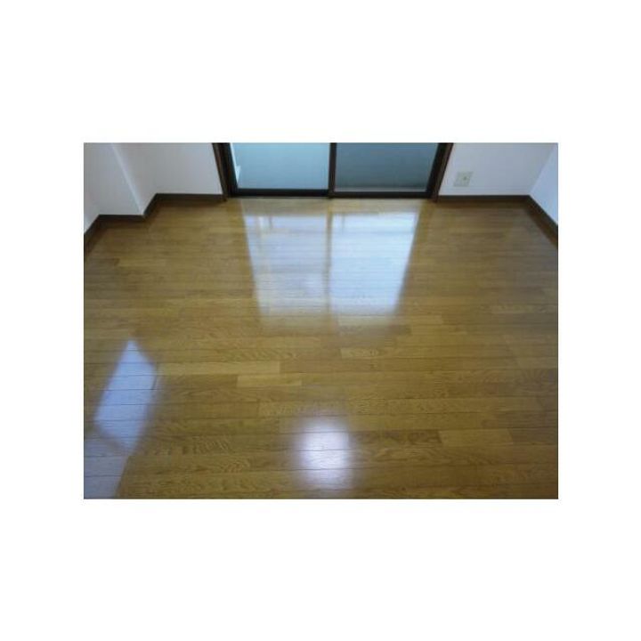 山口ビルの内装