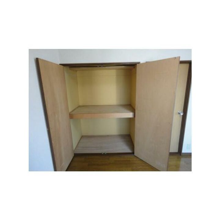 山口ビルの内装