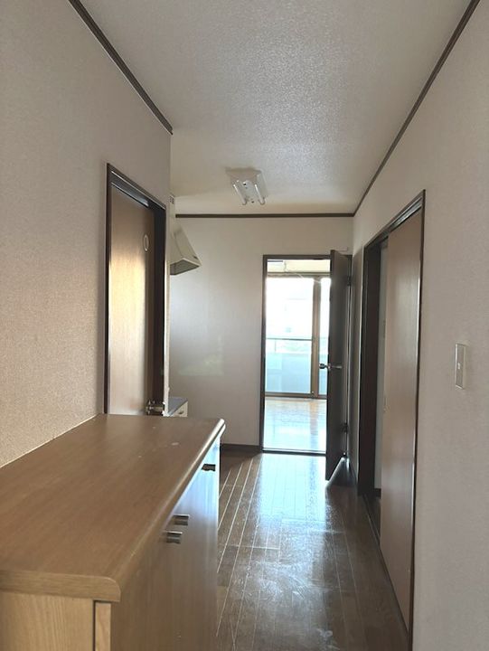 山口ビルの玄関