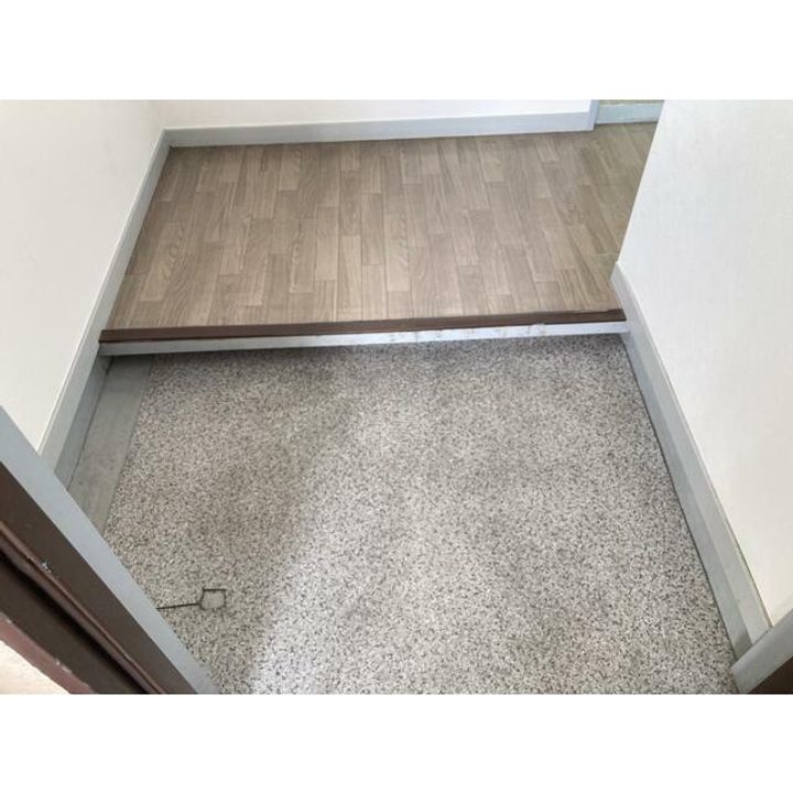 レジデンスTMの玄関