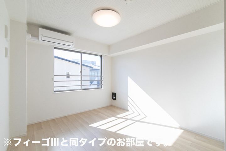 ラ・フェリーチェ Bの居間