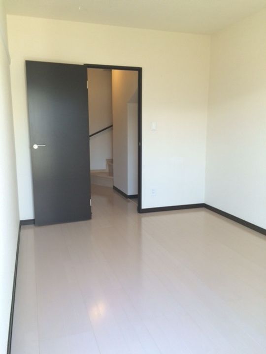 レオネクストレリーフの居間