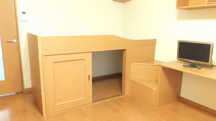 レオパレスセレッソセカンドの寝室