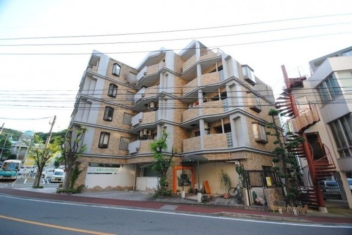 ハックベリー桜坂の外観