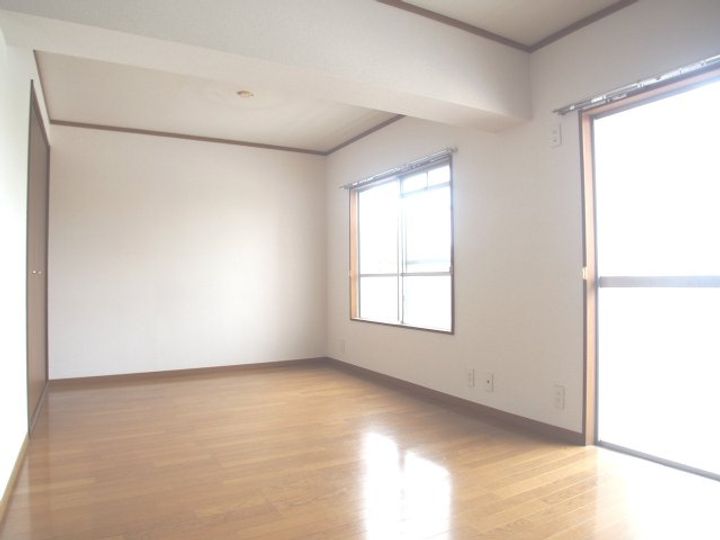 馬場ビル406の居間